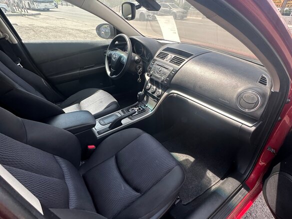 2011 Mazda 6 II (GH) Рестайлинг, красный, 985000 рублей - вид 18