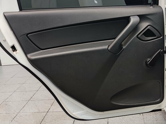 2021 Lada (ВАЗ) Granta I Рестайлинг, белый - вид 26