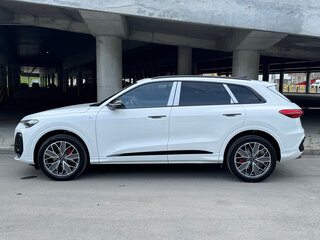 2026 Audi Q5 L III (GU), белый, 6090000 рублей, вид 5
