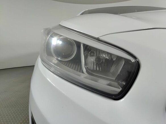 2017 Kia Ceed II Рестайлинг, белый, 1438000 рублей - вид 16