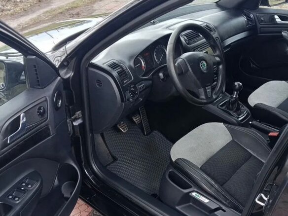 2006 Skoda Octavia RS II, чёрный, 650000 рублей - вид 7