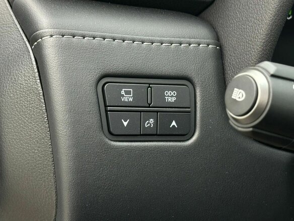 2026 Lexus LX 500d IV, чёрный, 17990000 рублей - вид 15