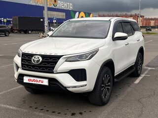 2023 Toyota Fortuner II Рестайлинг, белый, 2750000 рублей, вид 1