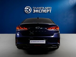 2018 Hyundai Sonata VII (LF) Рестайлинг, синий, 1865000 рублей, вид 5