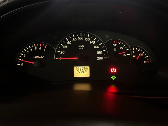 2007 Lada (ВАЗ) Priora I, красный, 400000 рублей - вид 7