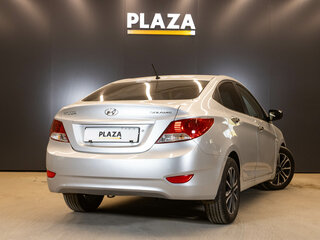 2012 Hyundai Solaris I, серебристый, 779000 рублей, вид 3