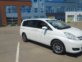 2010 Toyota ISis I Рестайлинг, белый, 1280000 рублей, вид 4