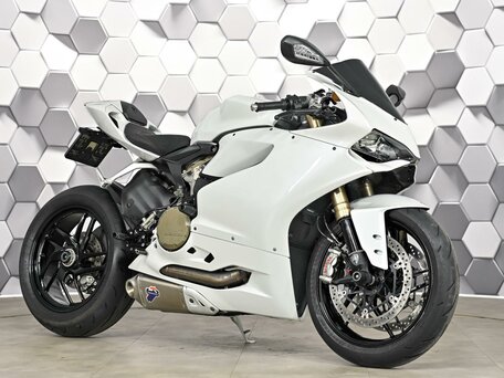2013 Ducati 1199 Panigale, белый, 899000 рублей, вид 1