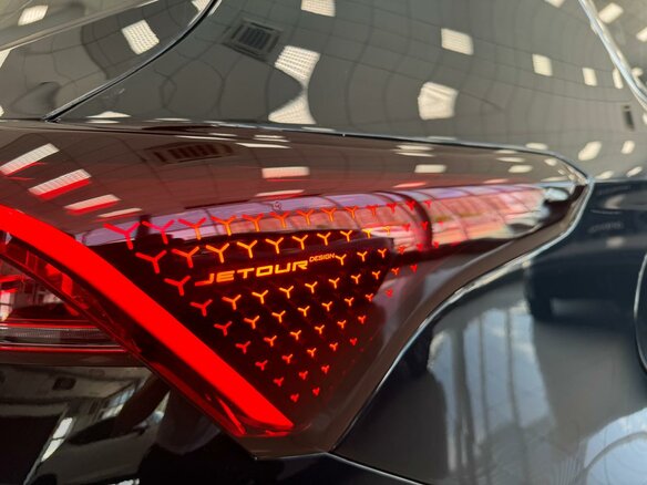 2026 Jetour X70+ I, зелёный, 3099000 рублей - вид 6