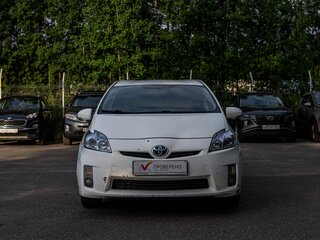 2009 Toyota Prius III (XW30), белый, 848000 рублей, вид 3
