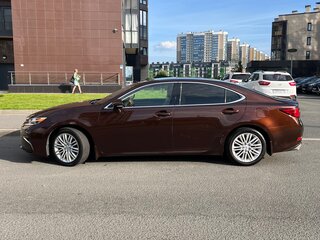 2016 Lexus ES 350 VI Рестайлинг, коричневый, 2990000 рублей, вид 4