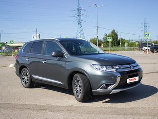 2017 Mitsubishi Outlander III Рестайлинг 2, серый, 3150000 рублей, вид 1