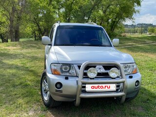 2005 Mitsubishi Pajero III Рестайлинг, серебристый, 1200000 рублей, вид 3