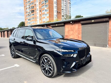 2025 BMW X7 40d I (G07) Рестайлинг, чёрный, 13899000 рублей, вид 2