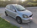 1999 Toyota Vitz I (P10), серебристый