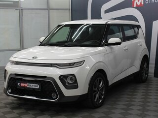 2021 Kia Soul III, белый, 1429900 рублей, вид 3