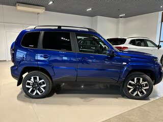 2026 Lada (ВАЗ) Niva Travel I Рестайлинг, синий, 1737000 рублей, вид 3