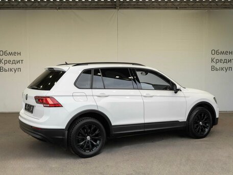 2017 Volkswagen Tiguan II, белый, 1799000 рублей, вид 2