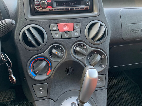 2008 Fiat Panda II, чёрный, 320000 рублей - вид 12