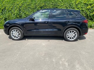 2013 Porsche Cayenne S II (958), чёрный, 2350000 рублей, вид 2