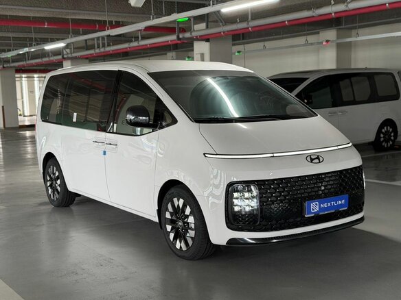 2025 Hyundai Staria I, белый, 9890000 рублей