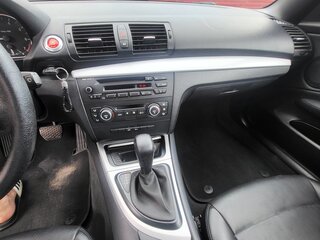 2008 BMW 1 серии 120i I (E81/E82/E87/E88) Рестайлинг, чёрный, 900000 рублей, вид 5