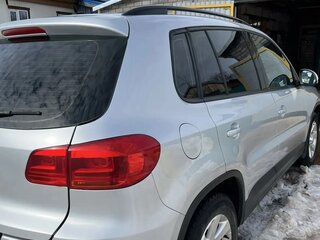 2012 Volkswagen Tiguan I Рестайлинг, серебристый, 1200000 рублей, вид 4