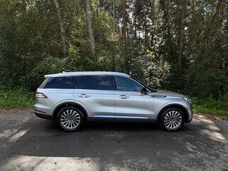2020 Lincoln Aviator II, серебристый, 5500000 рублей, вид 4