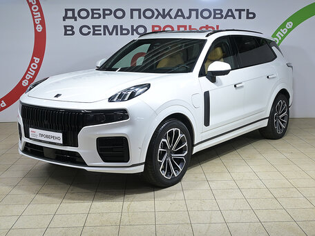 Lynk & Co 09