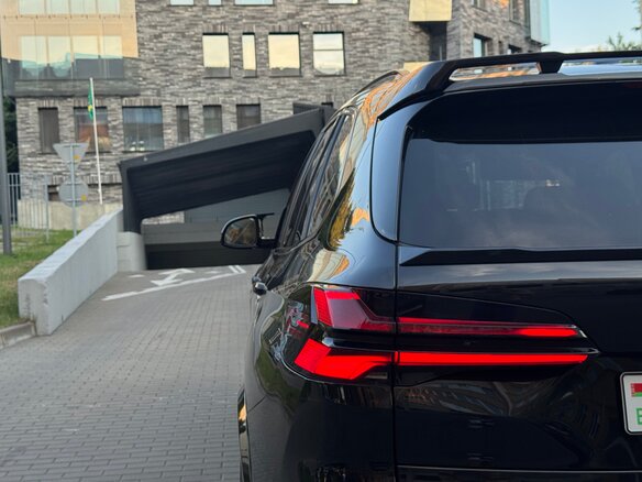 2023 BMW X5 40i IV (G05/G18) Рестайлинг, чёрный, 6490000 рублей - вид 17