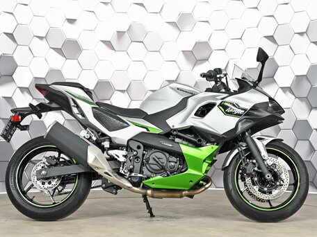 2025 Kawasaki Ninja 7, серебристый, 869000 рублей, вид 3