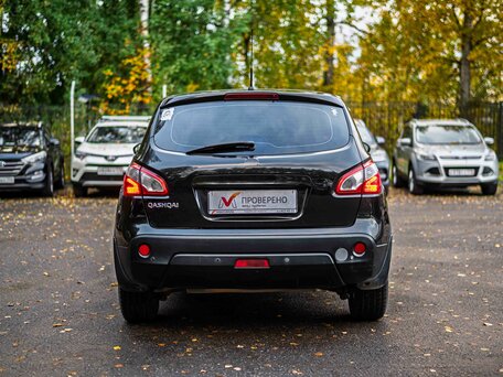 2010 Nissan Qashqai I Рестайлинг, чёрный, 860000 рублей, вид 4