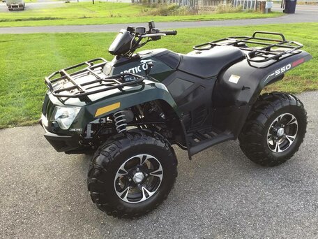 2013 Arctic Cat 550 Series, чёрный, 722000 рублей, вид 4