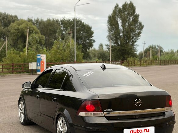 2012 Opel Astra H Рестайлинг, чёрный, 750000 рублей - вид 4