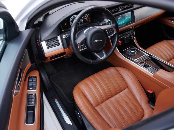 2020 Jaguar XF II, белый - вид 13