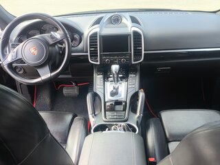 2011 Porsche Cayenne II (958), чёрный, 2050000 рублей, вид 4