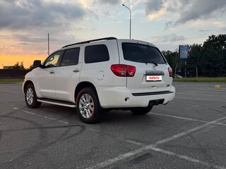 2014 Toyota Sequoia II, белый, 2200000 рублей, вид 5