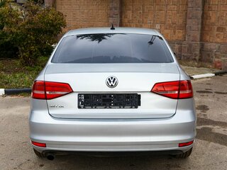 2015 Volkswagen Jetta VI Рестайлинг, серебристый, 1100000 рублей, вид 5
