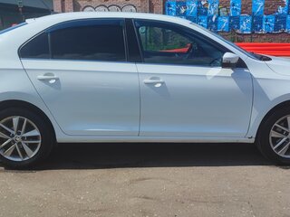 2017 Skoda Rapid I Рестайлинг, белый, 900000 рублей, вид 2