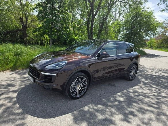 2016 Porsche Cayenne S Diesel II Рестайлинг (958), коричневый, 4799999 рублей