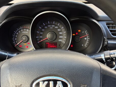 2013 Kia Rio III, голубой, 630000 рублей, вид 5