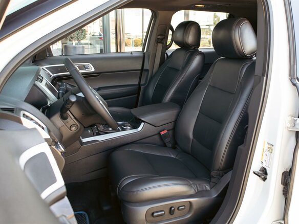 2014 Ford Explorer V, белый, 1365000 рублей - вид 10