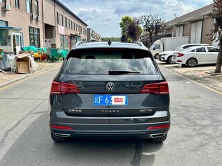 2023 Volkswagen Tharu I, чёрный, 1485000 рублей, вид 5