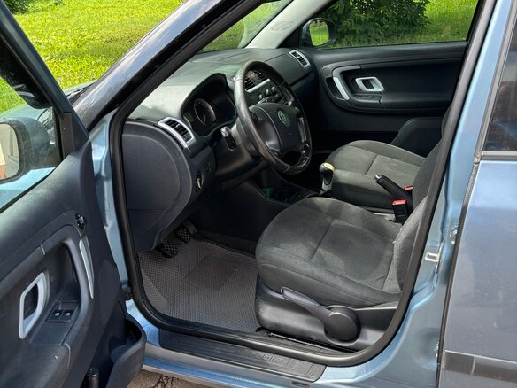 2009 Skoda Fabia II, серый - вид 8