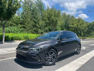 2022 Volkswagen Golf VIII, серый, 1940046 рублей, вид 1