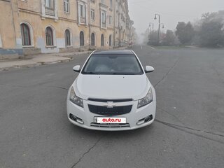 2012 Chevrolet Cruze I Рестайлинг, белый, 700000 рублей, вид 2