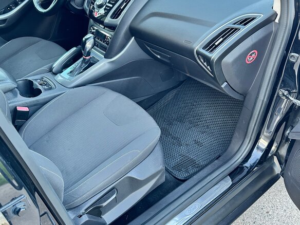 2011 Ford Focus III, чёрный, 900000 рублей - вид 14