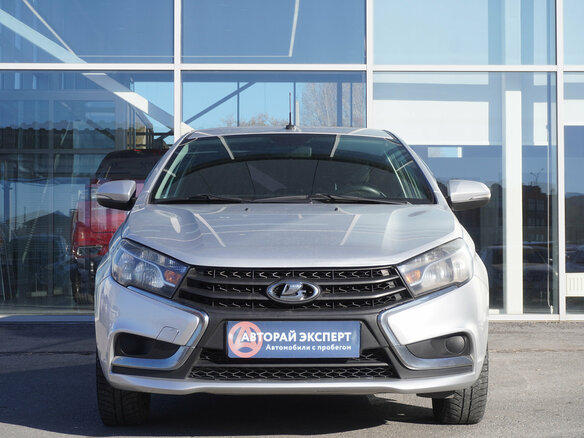 2019 Lada (ВАЗ) Vesta I, серебристый, 838000 рублей - вид 1