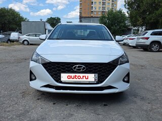 2021 Hyundai Solaris II Рестайлинг, белый, 1300000 рублей, вид 3