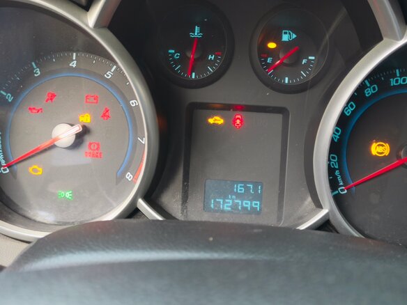 2011 Chevrolet Cruze I, белый, 600000 рублей - вид 10